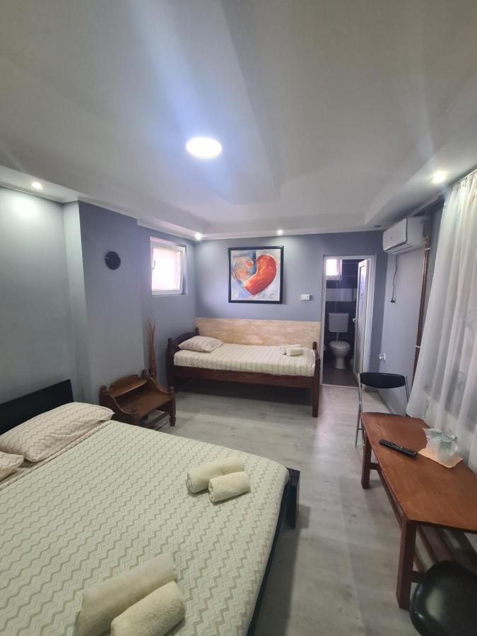 Rooms " Simke " II Subotica Exterior foto