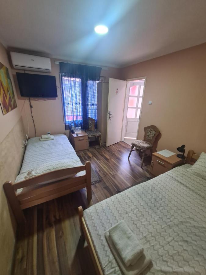 Rooms " Simke " II Subotica Exterior foto